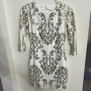 Macy’s White & gold above knee length dress. Size 5/6